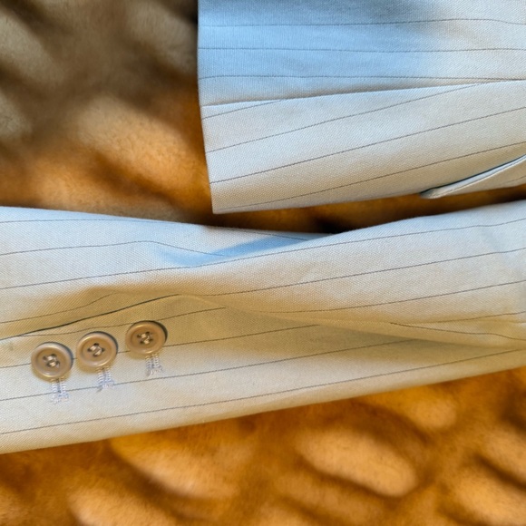Vintage never worn Theory Light Blue Blazer with pinstripes - Picture 5 of 15